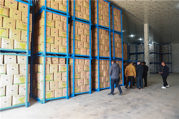 1639621118732525.jpg 7I4A4704.jpg