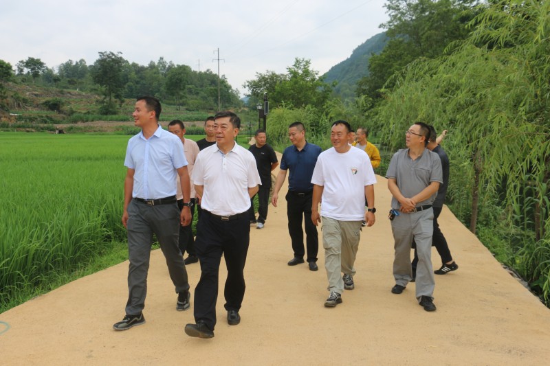 1688949525564790.jpg IMG_1548.JPG