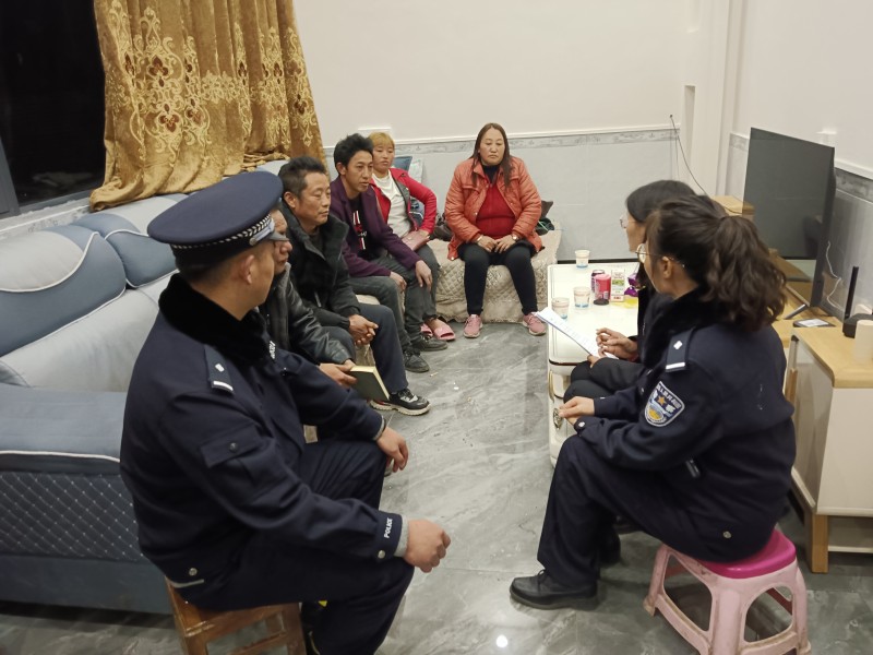 1709515668245232.jpg 35031c737f511fb183f62716d19b2e0.jpg