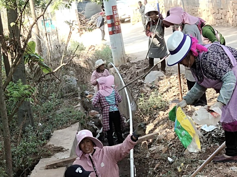 1714438216627564.jpg 老马街环境整治图片 (3).jpg