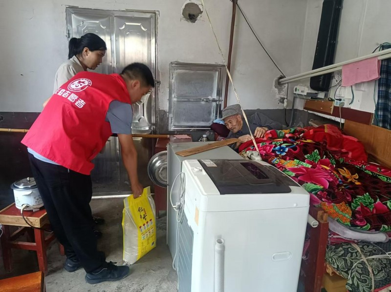 1716774605682828.jpg c653045ef35937ec32c54c69f8212ed.jpg