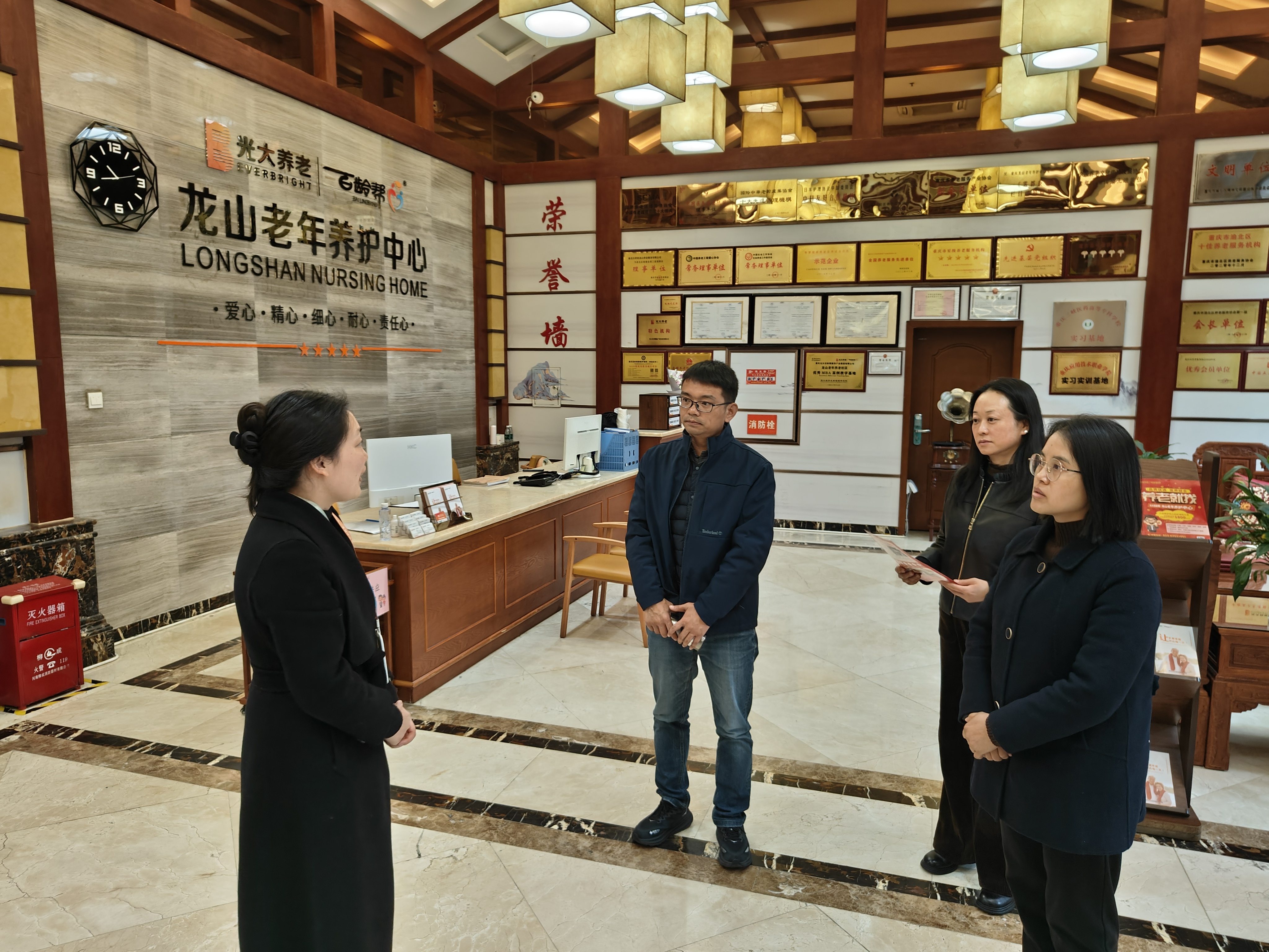 1743992228149893.jpg 245f384d5816bbb0cb422f313a8c1ca.jpg