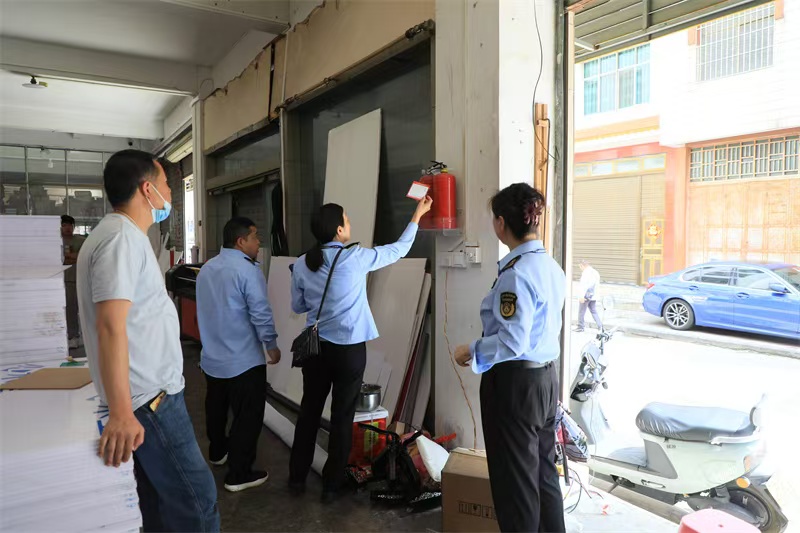 1747874639656824.jpg 8ed7b36f18b50511563a90dd06af2efe.jpg