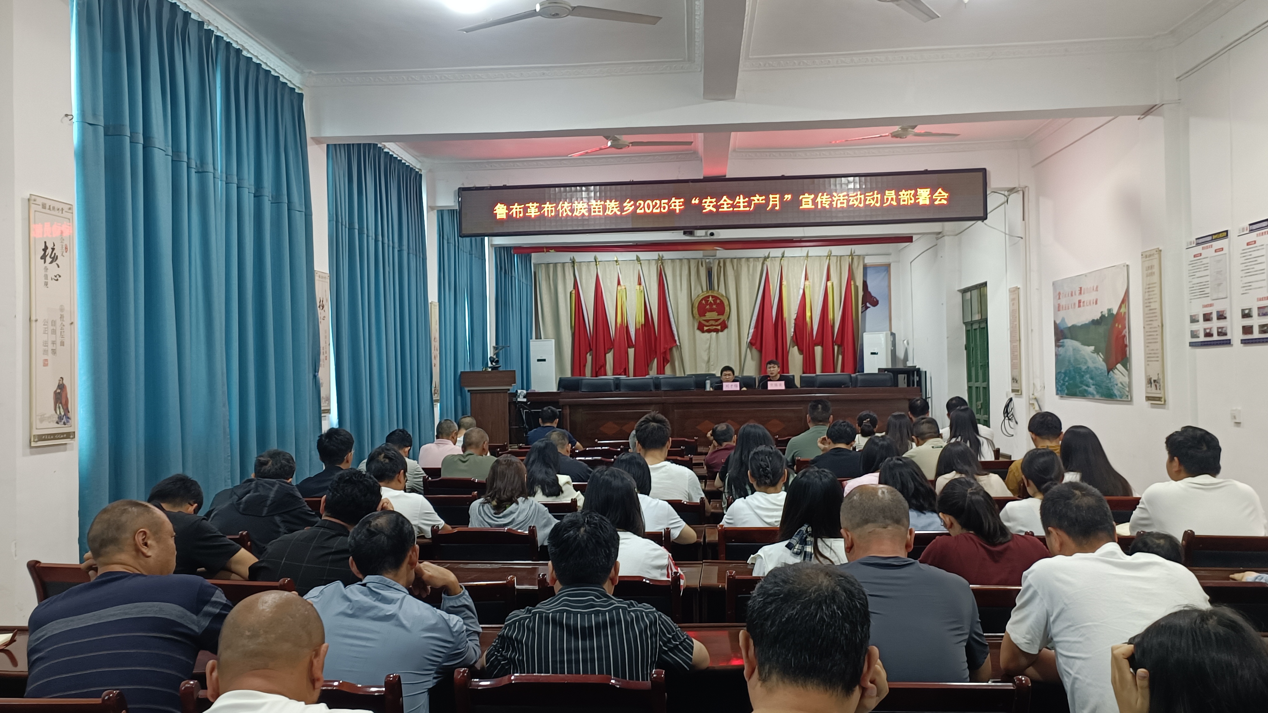 1750216747869757.jpg 21142f21057483e8956775250912528.jpg